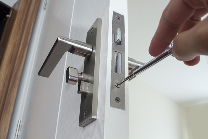 Our local locksmiths are able to repair and install door locks for properties in Shooters Hill and the local area.